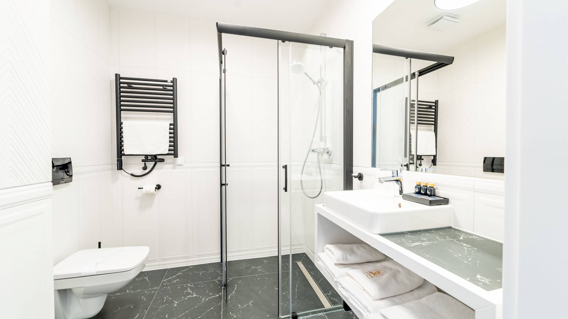 Dreibettzimmer STANDARD