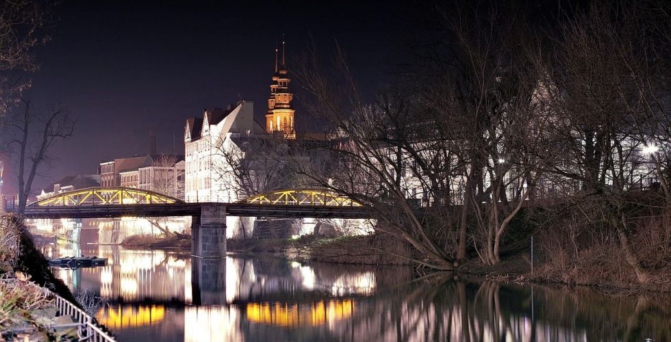 Opole – strategiczny wybór na spotkania biznesowe i konferencje?